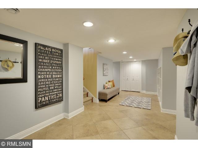 18975 James Ave, Wayzata, MN 55391 photo 13