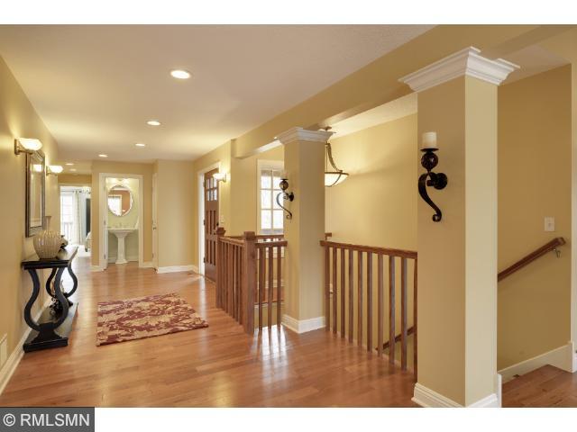 18975 James Ave, Wayzata, MN 55391 photo 3