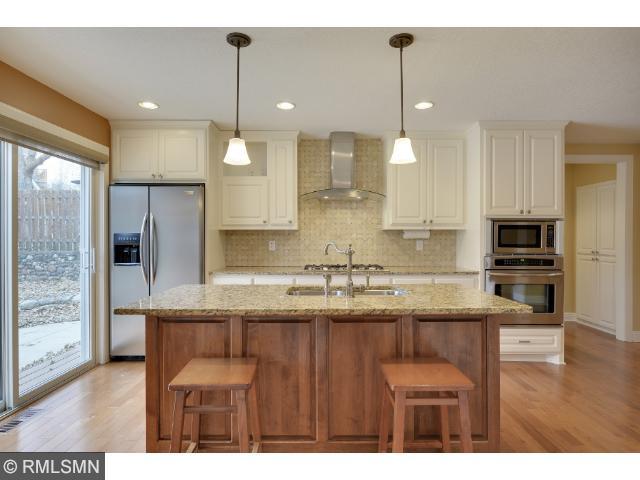 18975 James Ave, Wayzata, MN 55391 photo 6