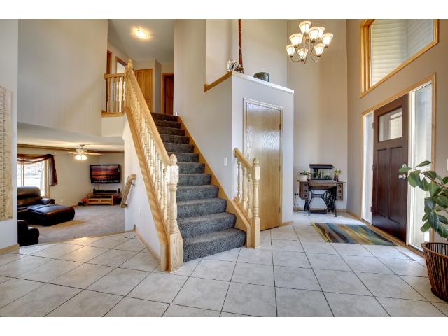 10050 Maplewood Cir N, Champlin, MN 55316 photo 3