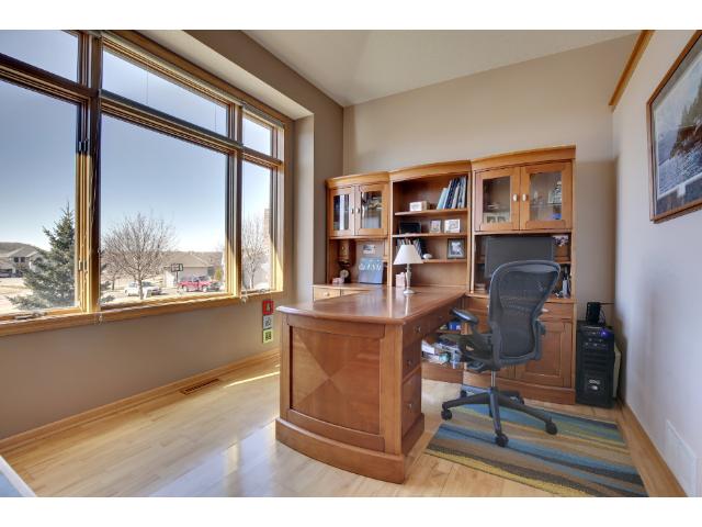 10050 Maplewood Cir N, Champlin, MN 55316 photo 6