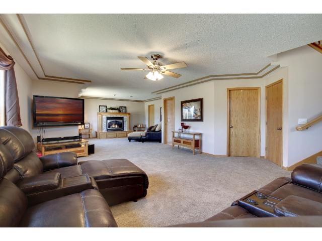 10050 Maplewood Cir N, Champlin, MN 55316 photo 7