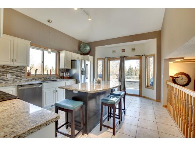 10050 Maplewood Cir N, Champlin, MN 55316 photo 4