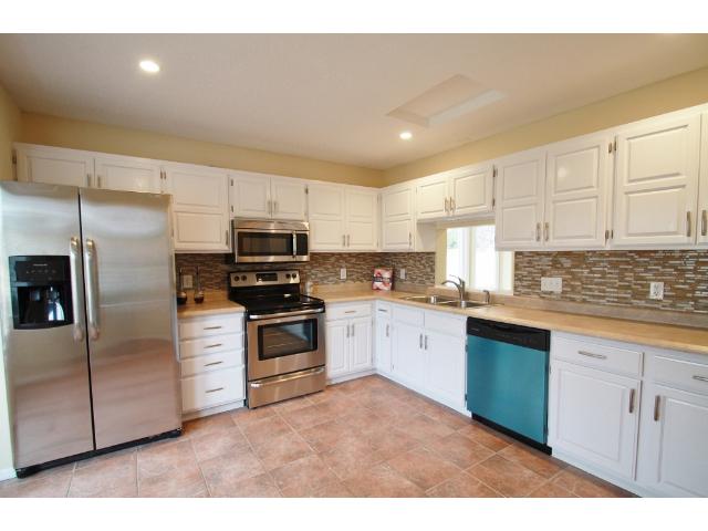 9254 Lakeside Trl, Champlin, MN 55316 photo 6