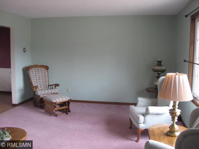 1713 12th St E, Glencoe, MN 55336 photo 3