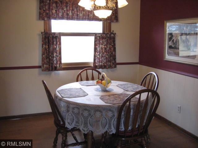 1713 12th St E, Glencoe, MN 55336 photo 6