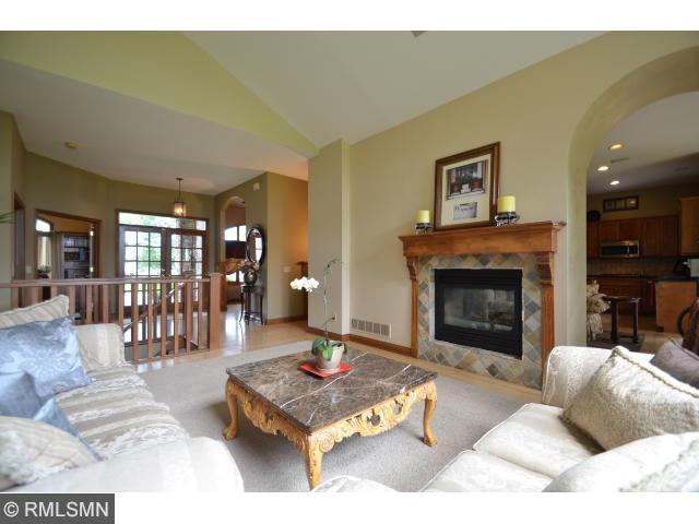 4970 Sycamore Dr, Eagan, MN 55123 photo 6