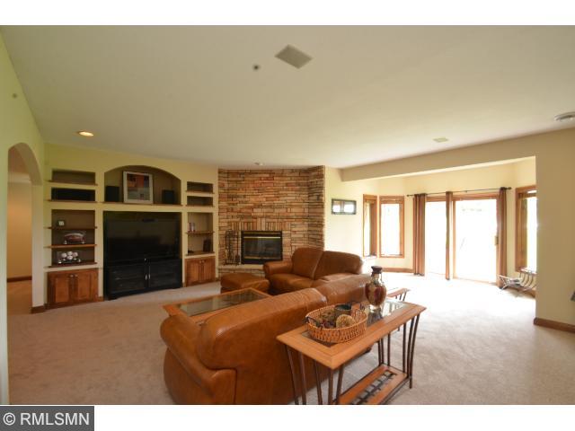 4970 Sycamore Dr, Eagan, MN 55123 photo 14
