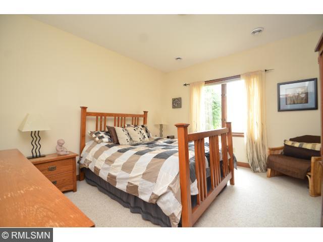 4970 Sycamore Dr, Eagan, MN 55123 photo 13