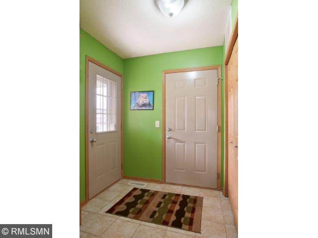 1070 Manor Ct, Saint Cloud, MN 56303 photo 3