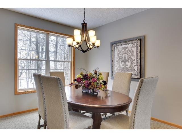 2736 Simons Dr, Chaska, MN 55318 photo 3