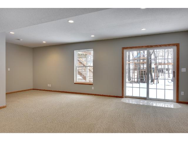 2736 Simons Dr, Chaska, MN 55318 photo 15