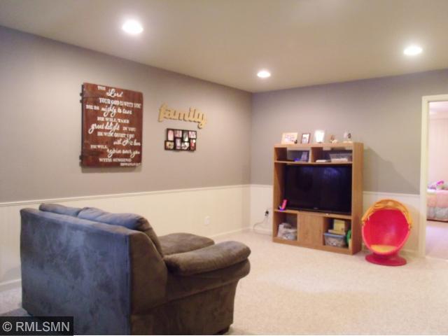 1510 14th St E, Glencoe, MN 55336 photo 9