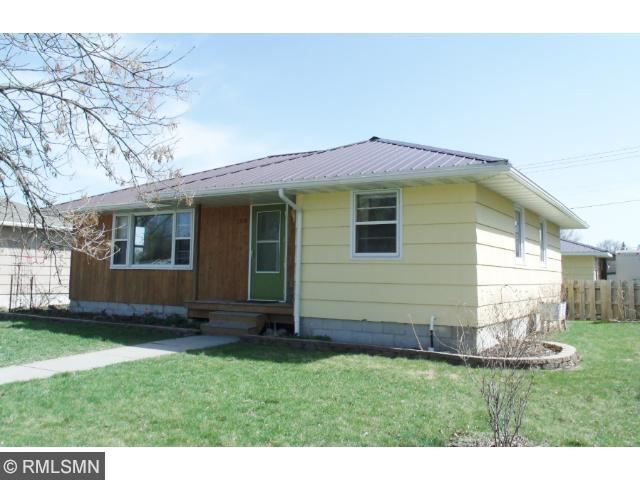1510 14th St E, Glencoe, MN 55336 photo 1
