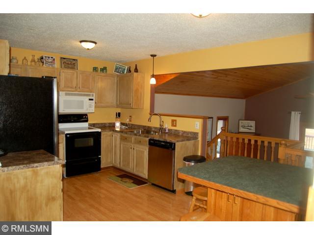 105 Maplewood Dr, Randall, MN 56475 photo 5