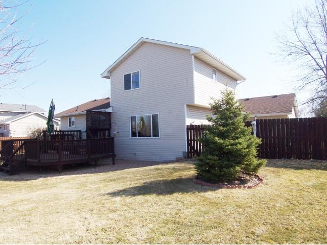 7005 Brian Dr, Hugo, MN 55038 photo 2