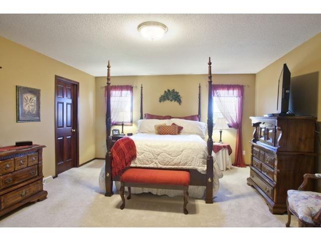 2117 Cypress Rd, Saint Cloud, MN 56303 photo 11