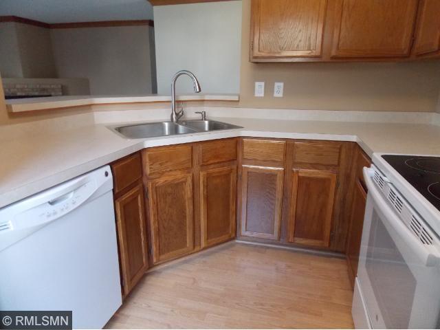 3572 Blue Jay Way #107, Eagan, MN 55123 photo 4