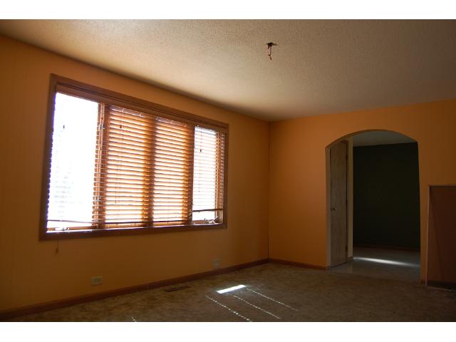 404 W Main St, Saint Clair, MN 56080 photo 3