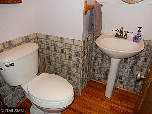 9418 E River Rd NW, Minneapolis, MN 55433 photo 4