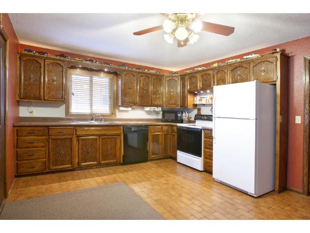 925 35th Ave N, Saint Cloud, MN 56303 photo 2
