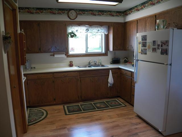 16993 Jennifer Dr, Cold Spring, MN 56320 photo 3