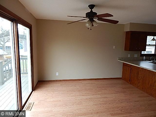 909 Dayton Rd, Champlin, MN 55316 photo 4