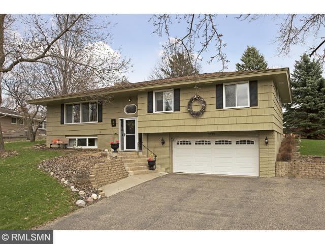 5819 Salisbury Ave, Minnetonka, MN 55345 photo 1