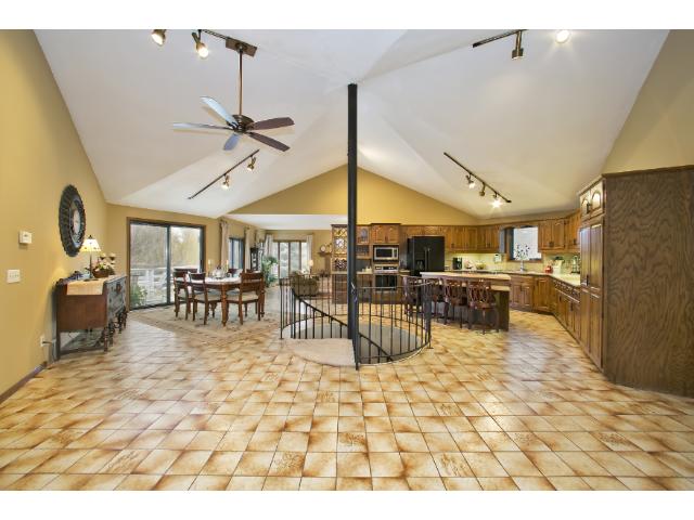 6416 Hunter Ln, Hamel, MN 55340 photo 2