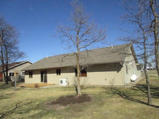 709 Maple Ave, Park Rapids, MN 56470 photo 2