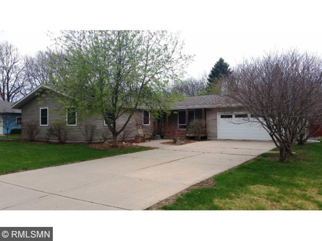 415 Interwood Dr, Glencoe, MN 55336 photo 1