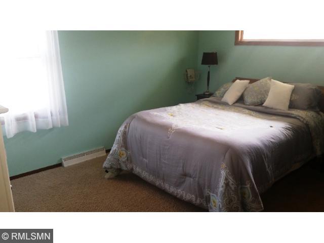 415 Interwood Dr, Glencoe, MN 55336 photo 7