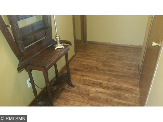 415 Interwood Dr, Glencoe, MN 55336 photo 5