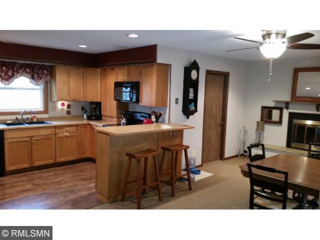 415 Interwood Dr, Glencoe, MN 55336 photo 2