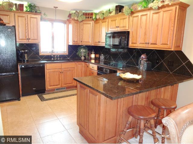 1808 Lavender Dr, Faribault, MN 55021 photo 5