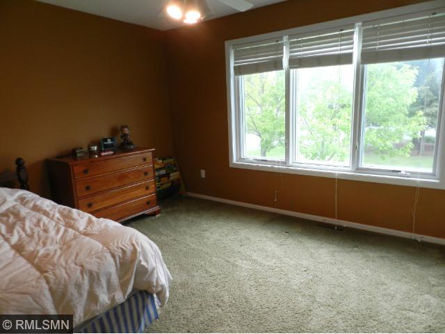 3442 Rolling Hills Dr, Eagan, MN 55121 photo 14