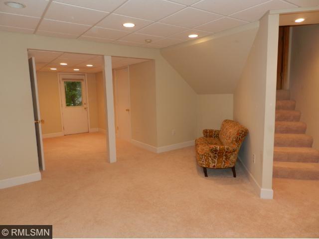 3442 Rolling Hills Dr, Eagan, MN 55121 photo 8