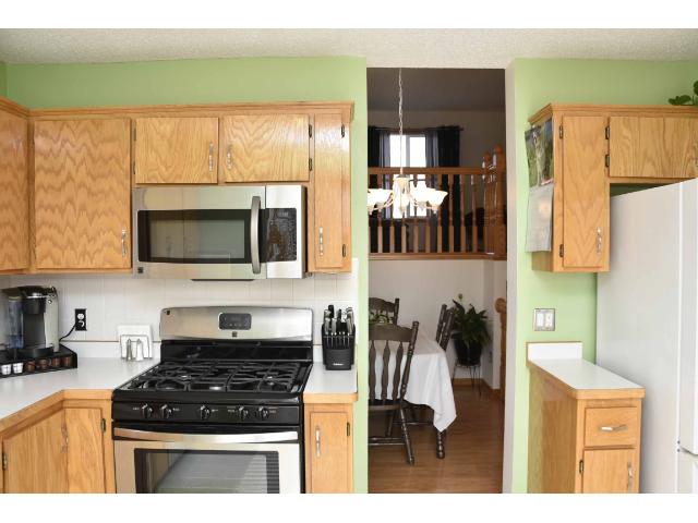 975 Iris Ct S, Cambridge, MN 55008 photo 8