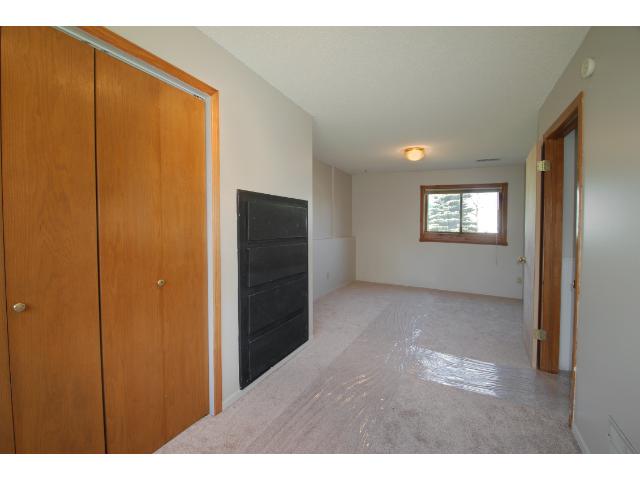11612 Nevada Ln, Champlin, MN 55316 photo 10