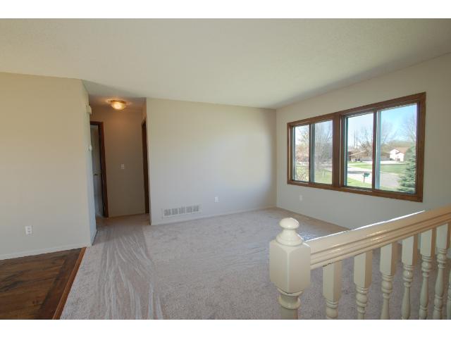 11612 Nevada Ln, Champlin, MN 55316 photo 5