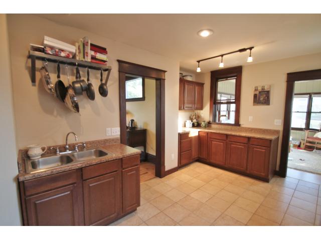 222 Morton St E, Saint Paul, MN 55107 photo 3