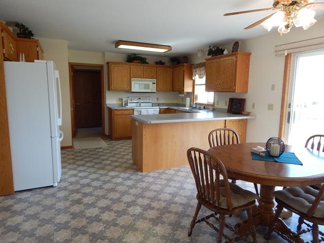 948 Cory Ln, Saint Cloud, MN 56303 photo 5