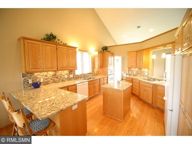 4500 Eagle Ridge Ct, Loretto, MN 55357 photo 2