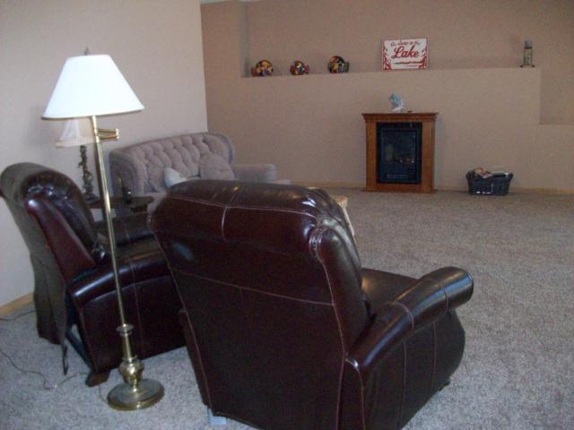 2104 Peninsula Dr, Mora, MN 55051 photo 11