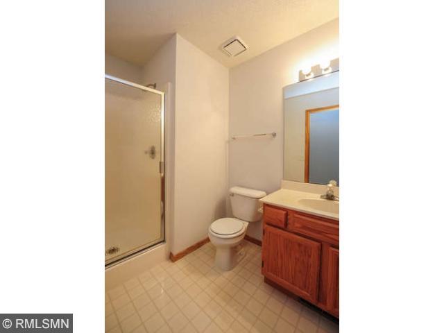 1982 Ruby Ct N, Saint Paul, MN 55122 photo 12