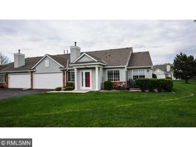 1982 Ruby Ct N, Saint Paul, MN 55122 photo 1