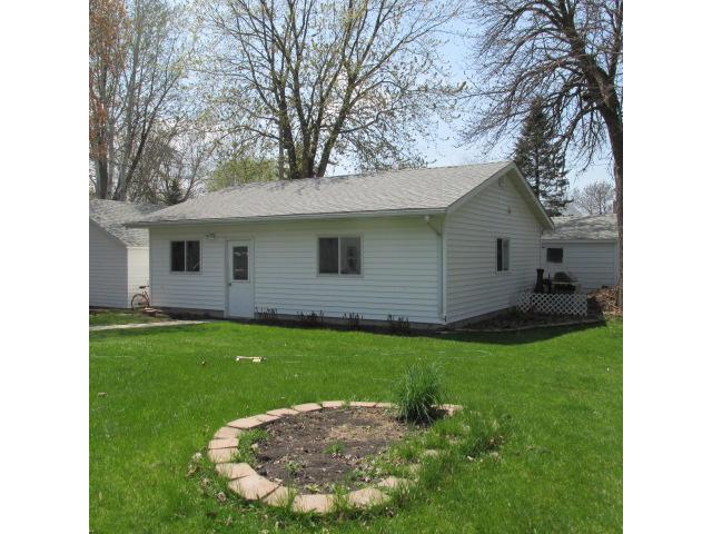 220 3rd St E, Hector, MN 55342 photo 2