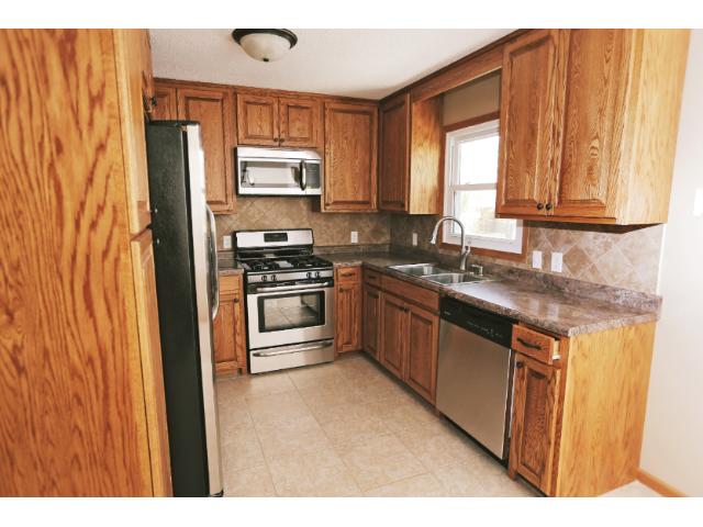 908 9th Ave N, Princeton, MN 55371 photo 6