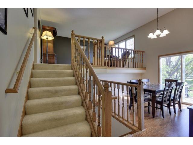 2242 Kessler Ct, Chaska, MN 55318 photo 5