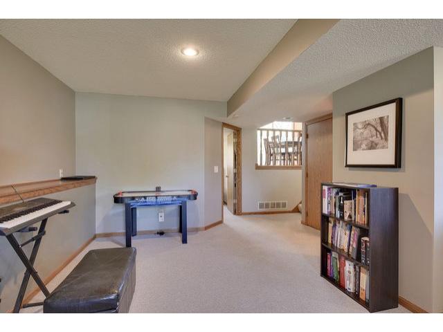 2242 Kessler Ct, Chaska, MN 55318 photo 10